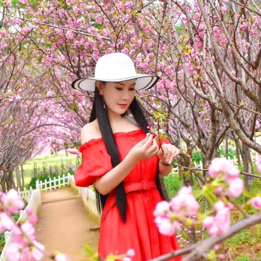 相册里的丫头