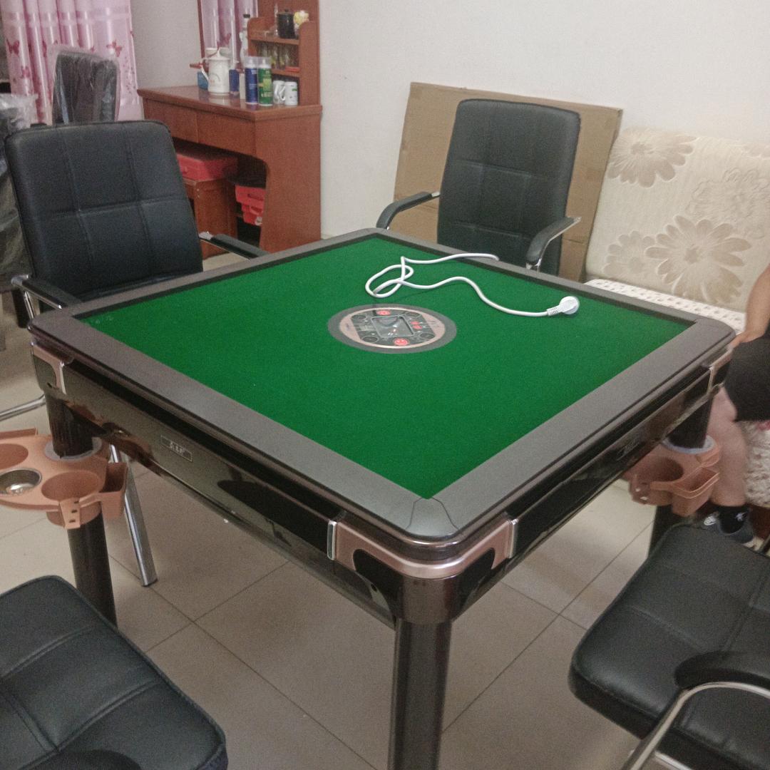 专业修理各种型号麻将机