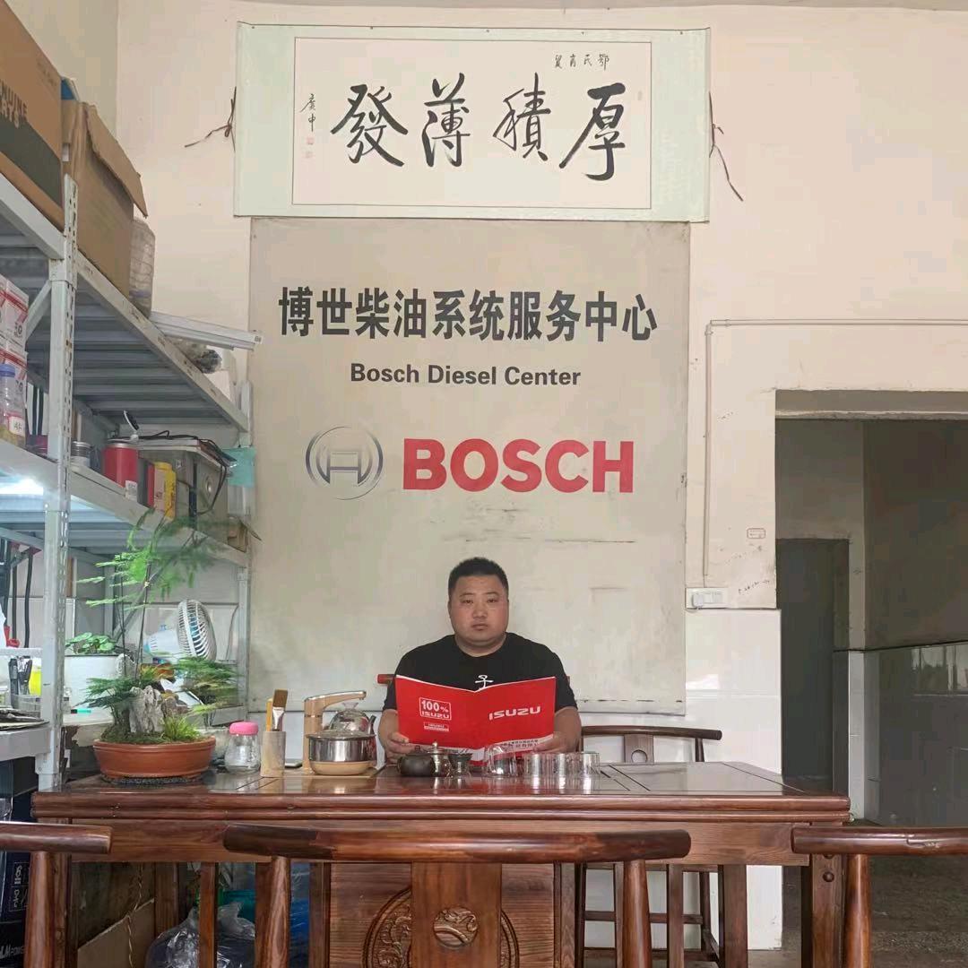 河南校油泵（精修挖掘机）