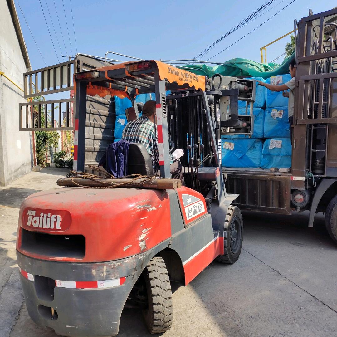 淄博桓台羽绒被加工(前毕鹏哥超市南邻)