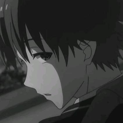 梁爱笑.