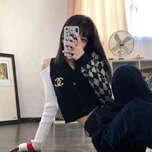 一只长颈卢🦌