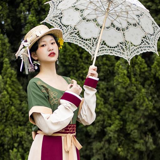 李佳菇凉