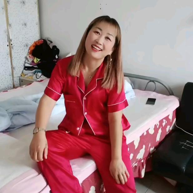 开心果❤️❤️
