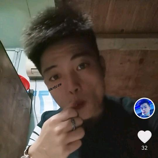 爱而(〜￣▽￣)〜不舍(｡･ω･｡)ﾉ♡