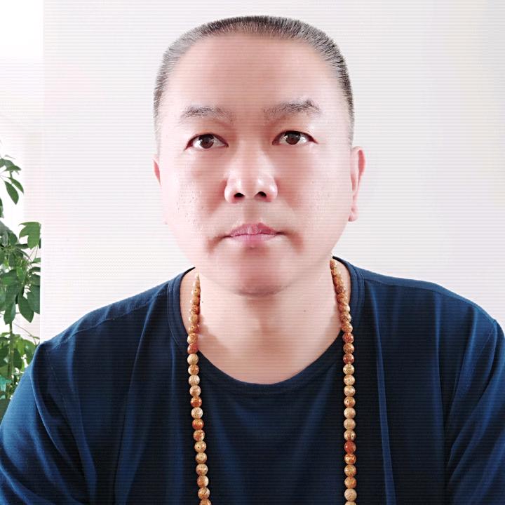 说书人老董