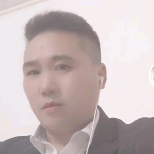 墨羽晨曦，