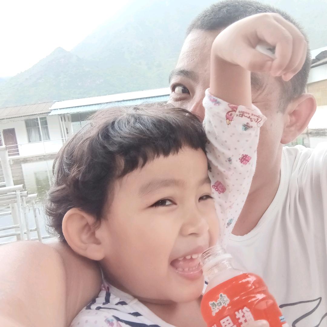 一声爸爸，一辈子的责任