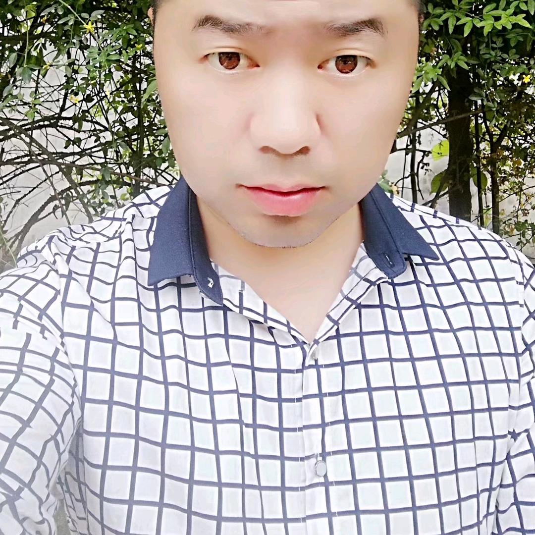 陌白爱钓鱼