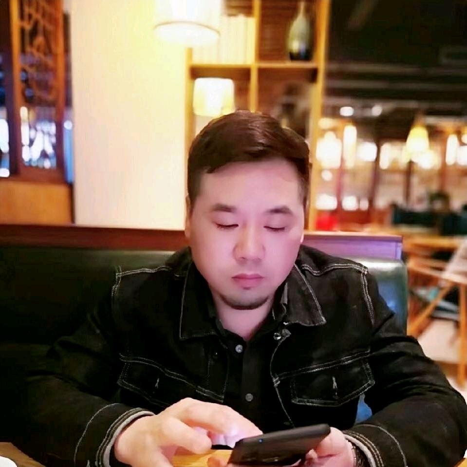 三哥🎙️伤感情歌