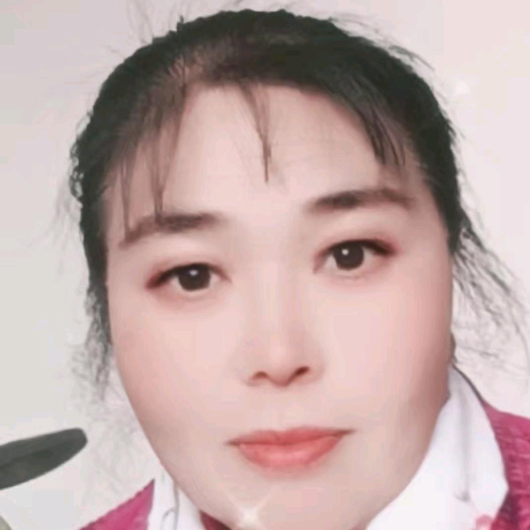 可爱两姐妹🌺🌺🌺🌺