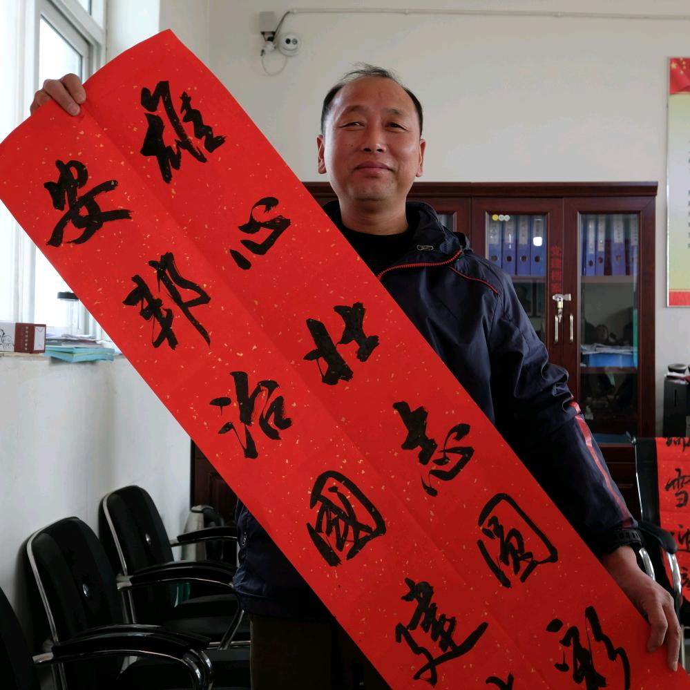 李虎群