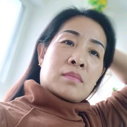 杜昱莹