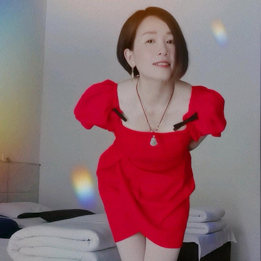 烟汐忆梦（首播每天下午晚上不定时直播）