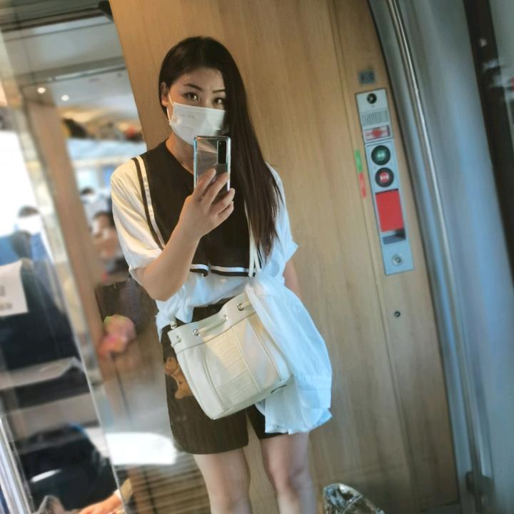 小萍萍🌸🌸🌷🌹🌺