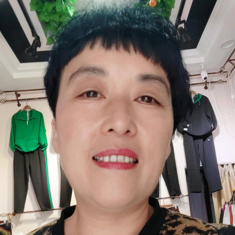 鸿畅靓衣轩服饰