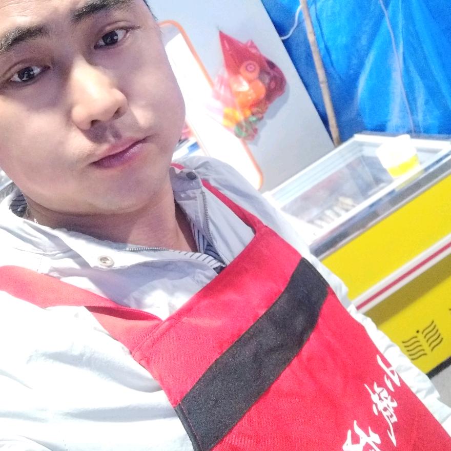 本人潘哥哥  单身