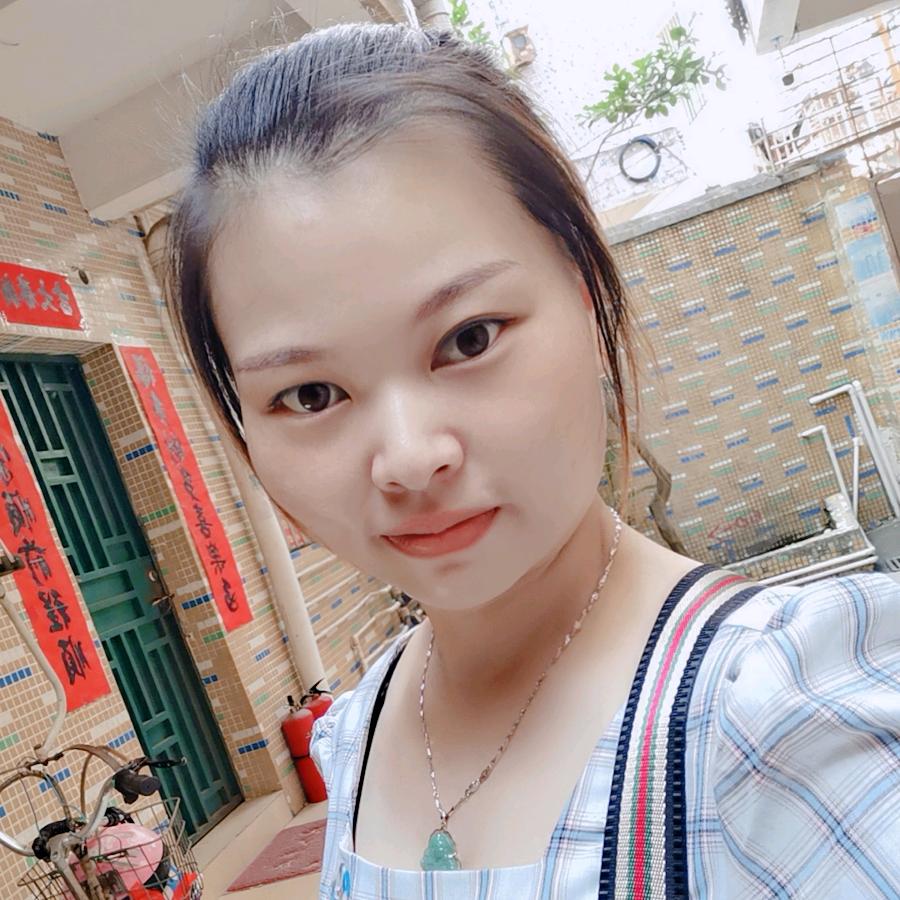 小雪姐吖
