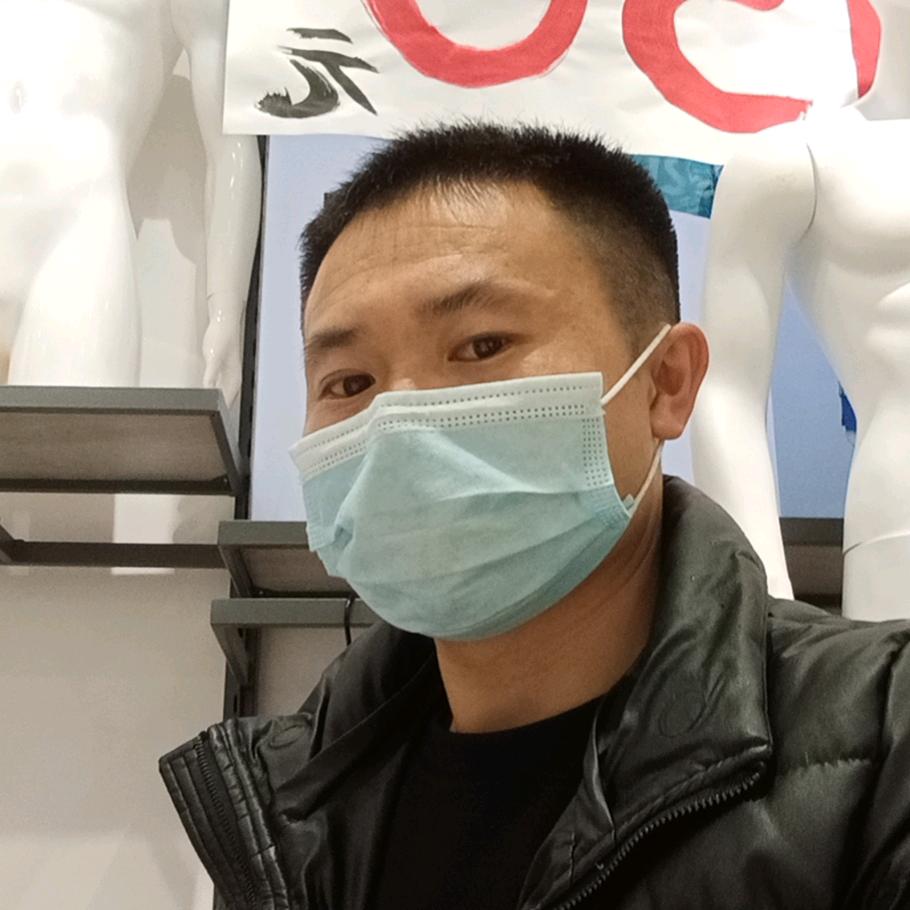 苦苦等待的那个女孩