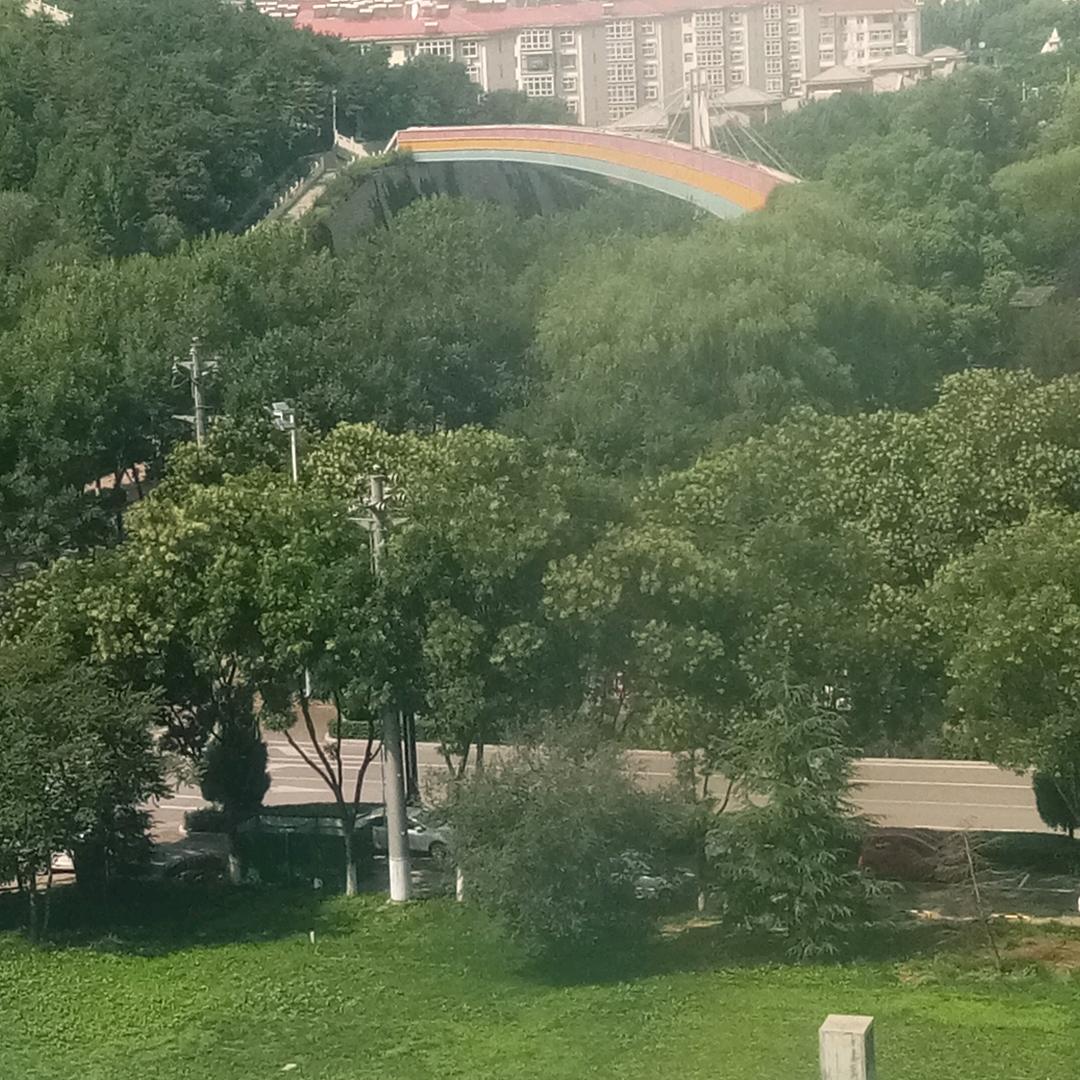 侯红斌
