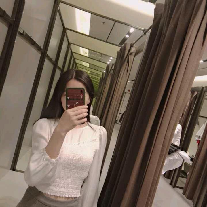 吃香菜的小兔子