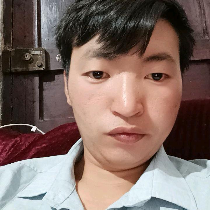 小五哥–修车匠