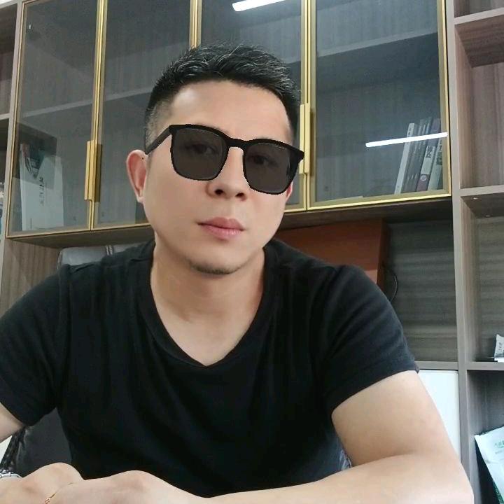 一鸣装饰兵兵(黄墩人在高河)