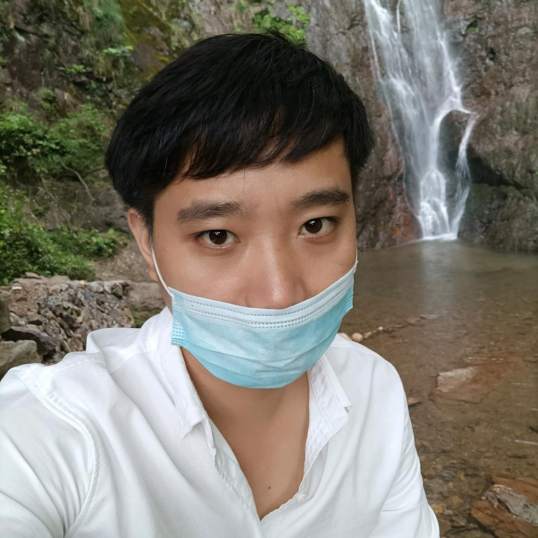 李陌然
