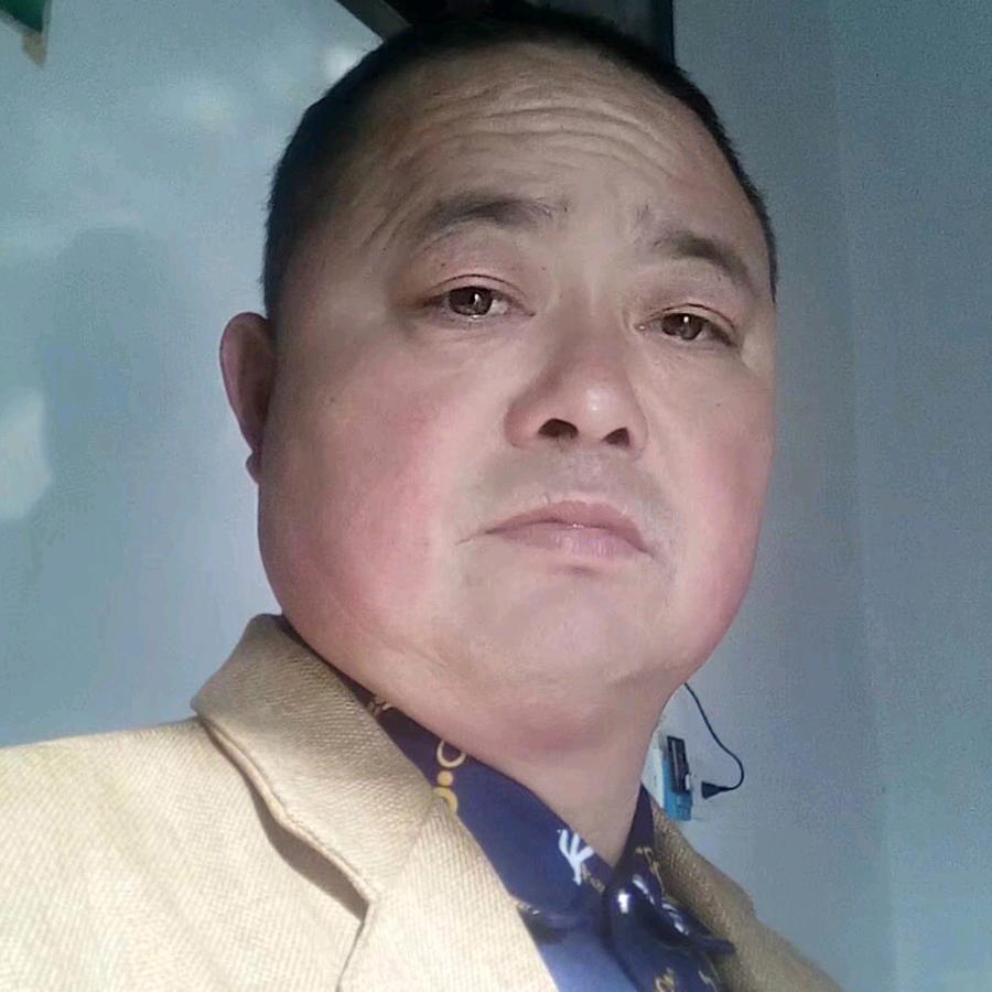 夸我帅_153882216