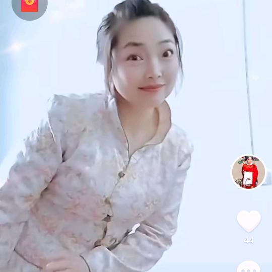 🏠( っ'-')╮ 傻妞