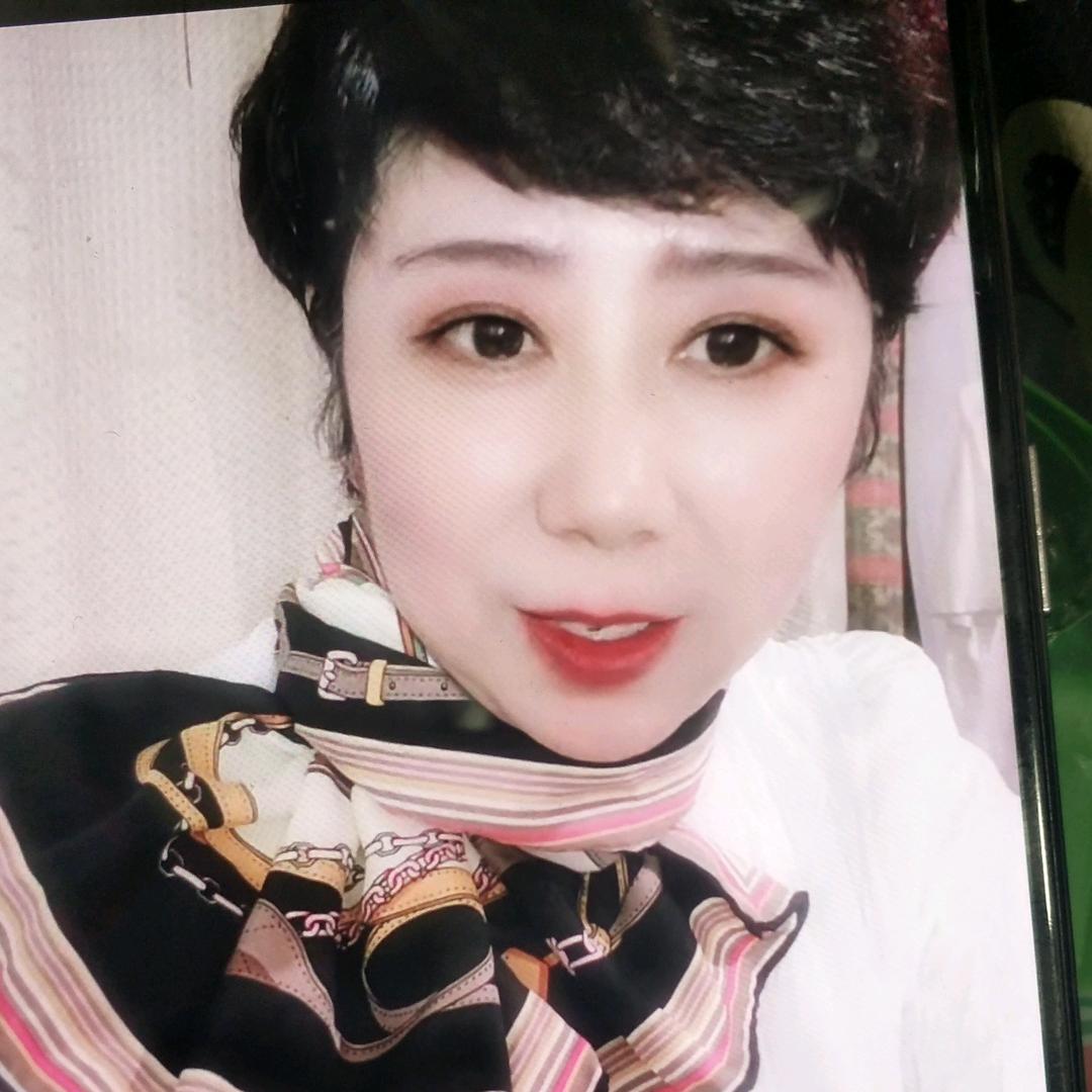 秋霞小号(每晚八点半开7