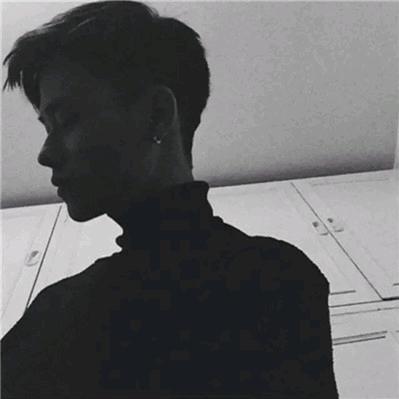 柒柒儿、