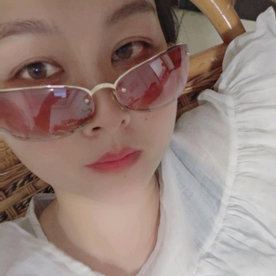 小小Lily 🦅⛅️