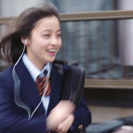 秃头女教师
