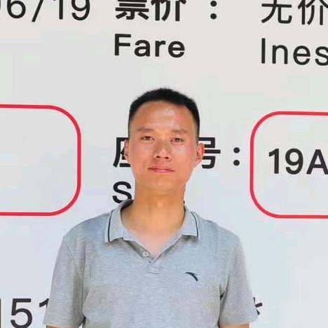 奋斗是青春的底色