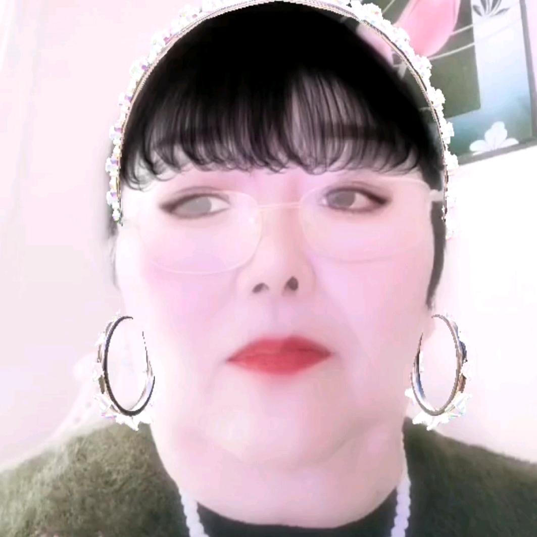 周明容