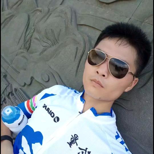 哦豁！😏