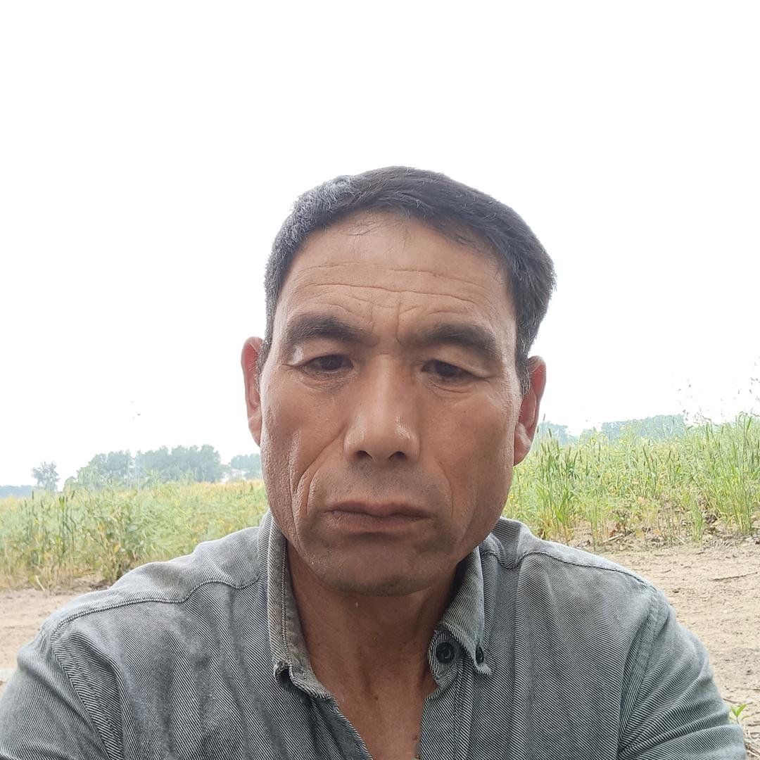 漂亮的男朋 董哥