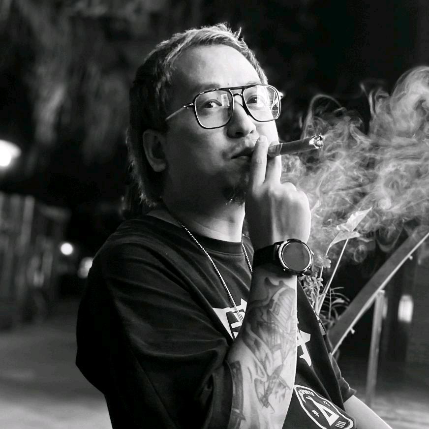 钓鱼不咋滴的舟舟头像