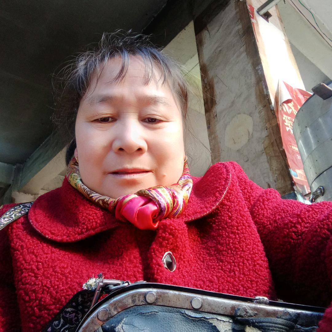 开心快乐的欧阳姐