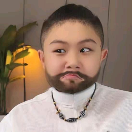二毛☀️👨🏾‍🦳🍚