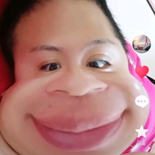 每天傻傻的笑