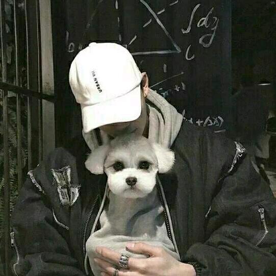 [］