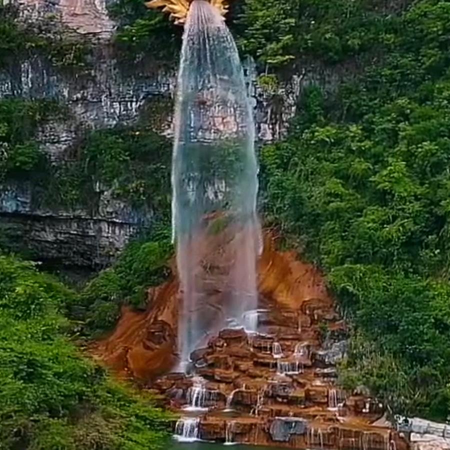 辉