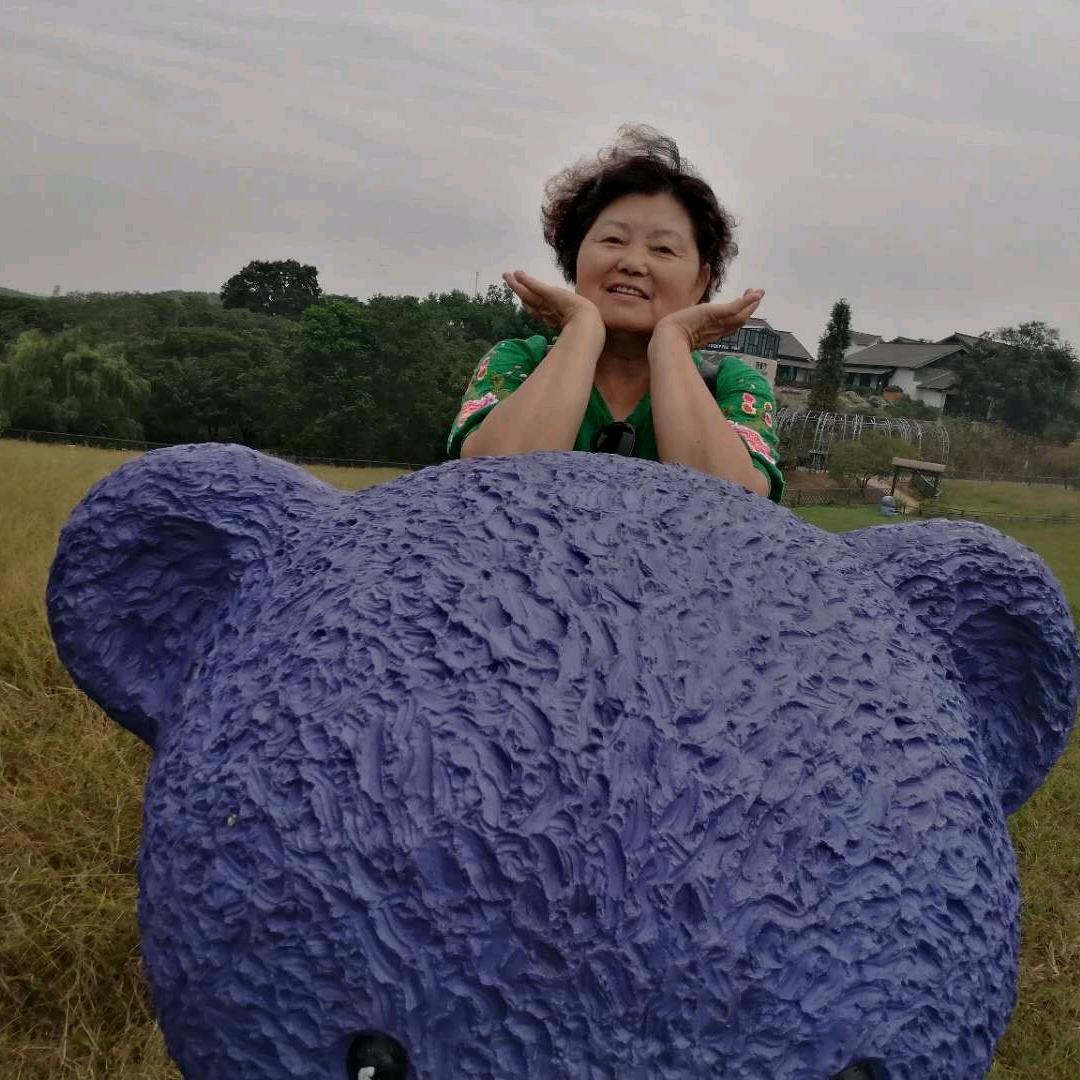 喜气洋洋