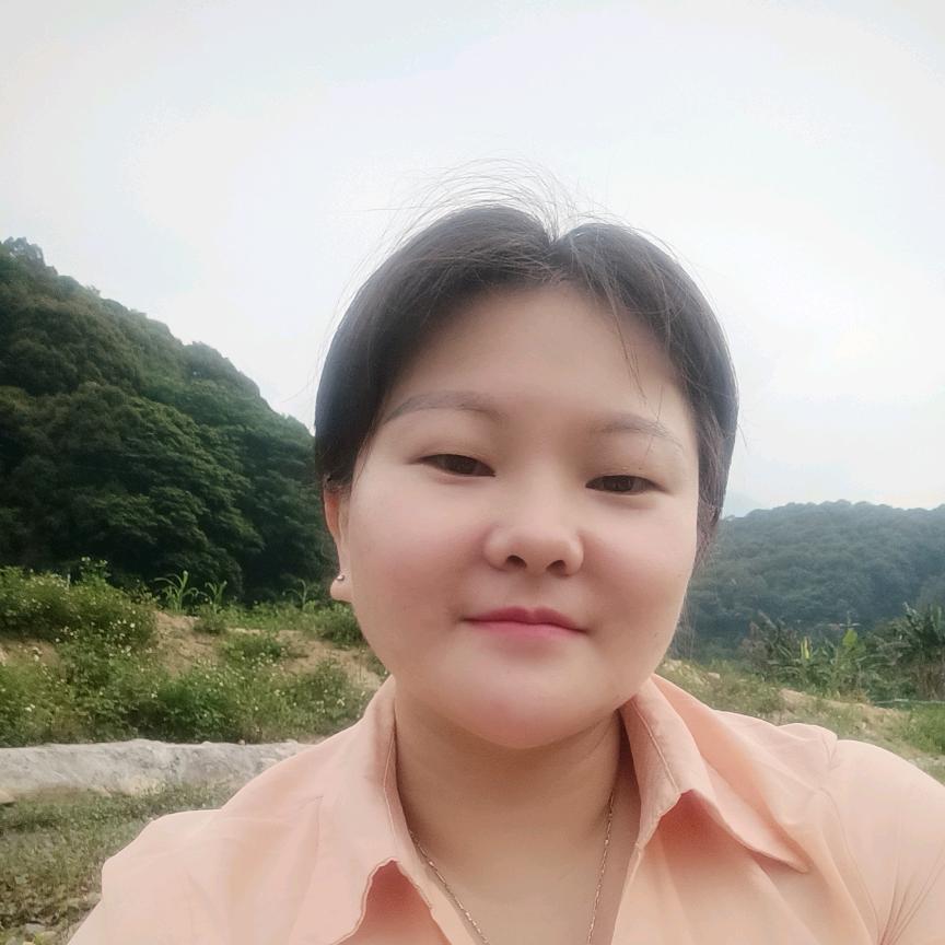 笑容疏离