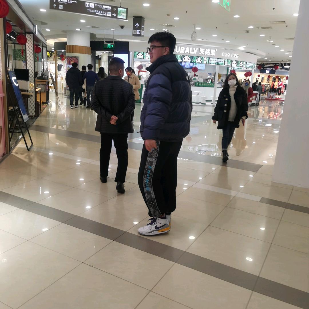 知足常乐🌻🎄🎄🎄