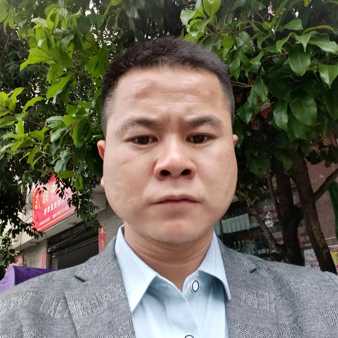 厚德：卖农家土猪肉的小向