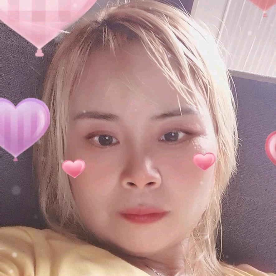 爱笑玲玲，卖虾子，团鱼