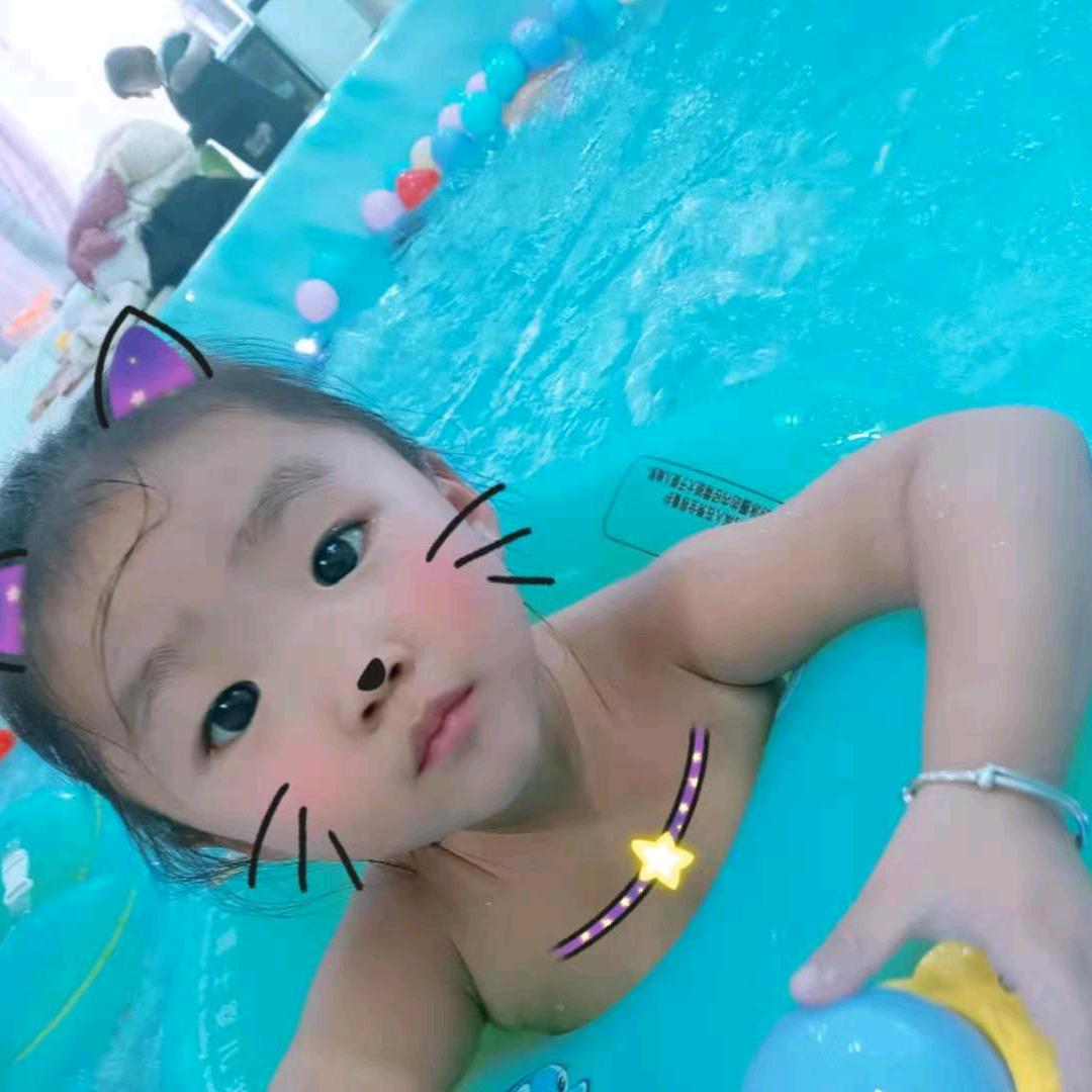 盈盈，梓怡奶奶